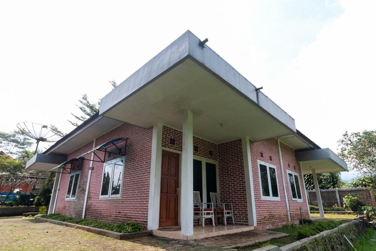 Reddoorz Plus At Grand Yustik Sukabumi Ngoại thất bức ảnh